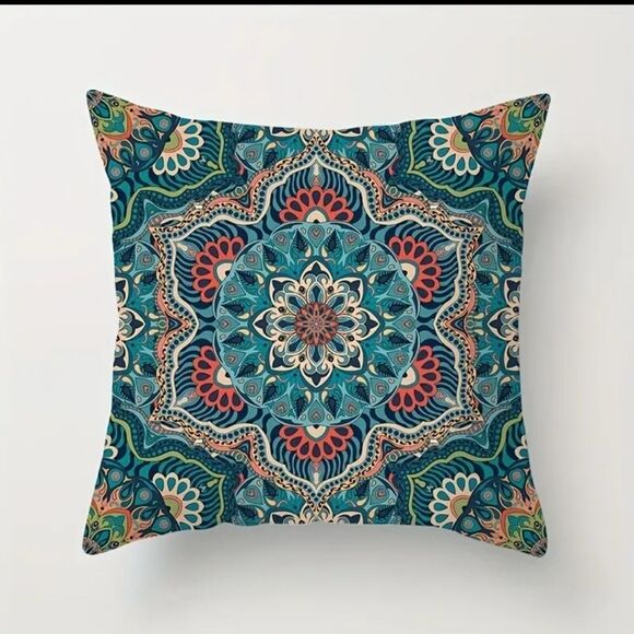 Turquoise Boho Mandala throw pillow cover zipper closure pillowcase - Picture 1 of 3